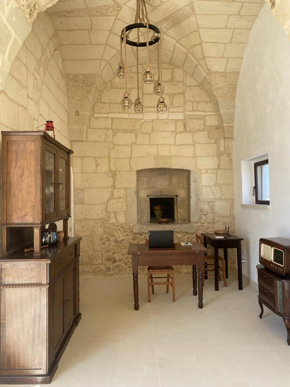 Agriturismo Masseria Sbotta Sant'Andrea  Buitenkant foto