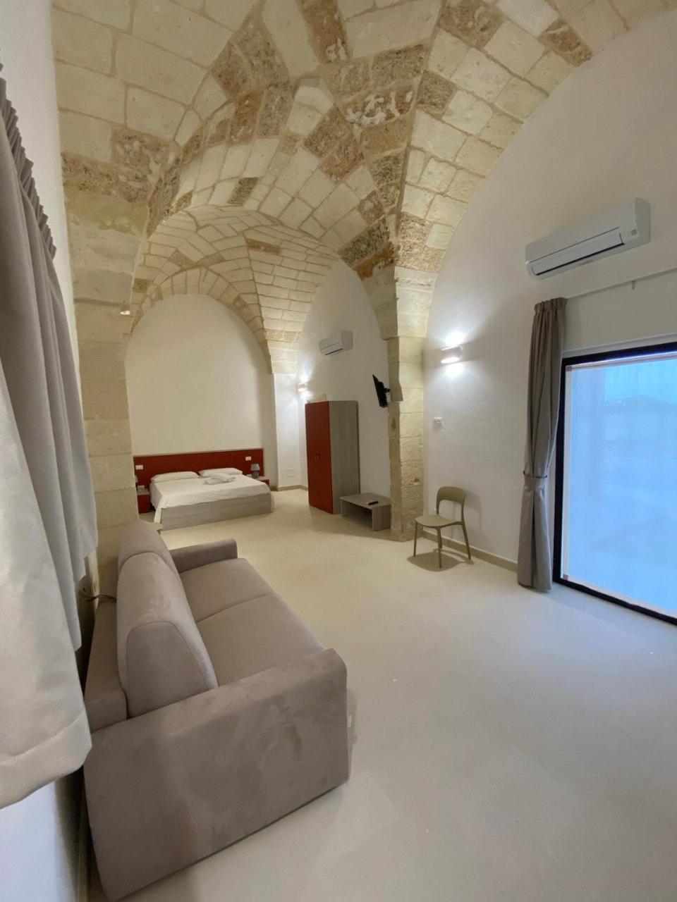 Agriturismo Masseria Sbotta Sant'Andrea  Buitenkant foto