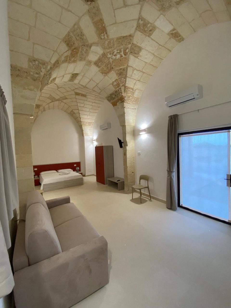 Agriturismo Masseria Sbotta Sant'Andrea  Buitenkant foto
