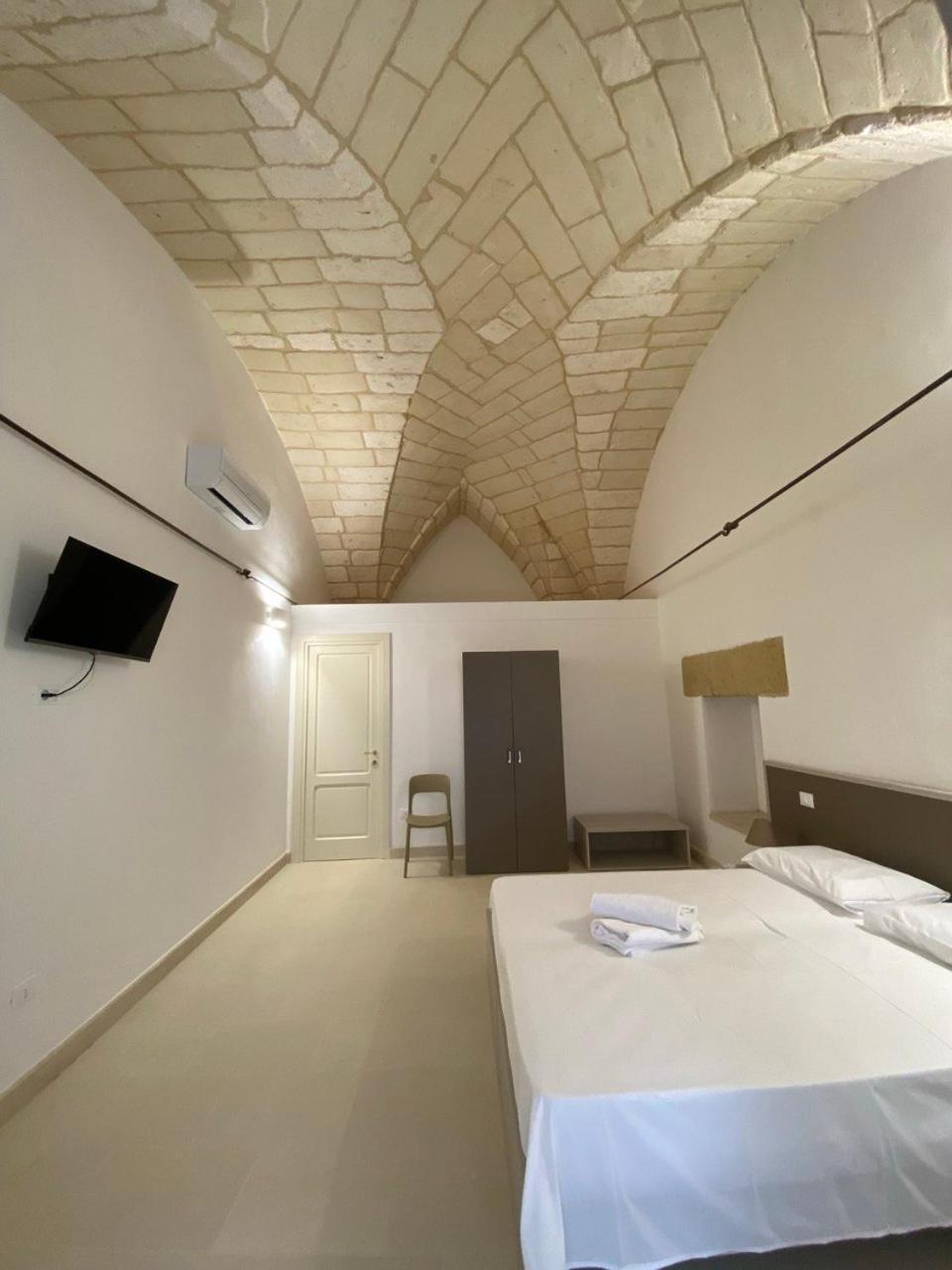 Agriturismo Masseria Sbotta Sant'Andrea  Buitenkant foto